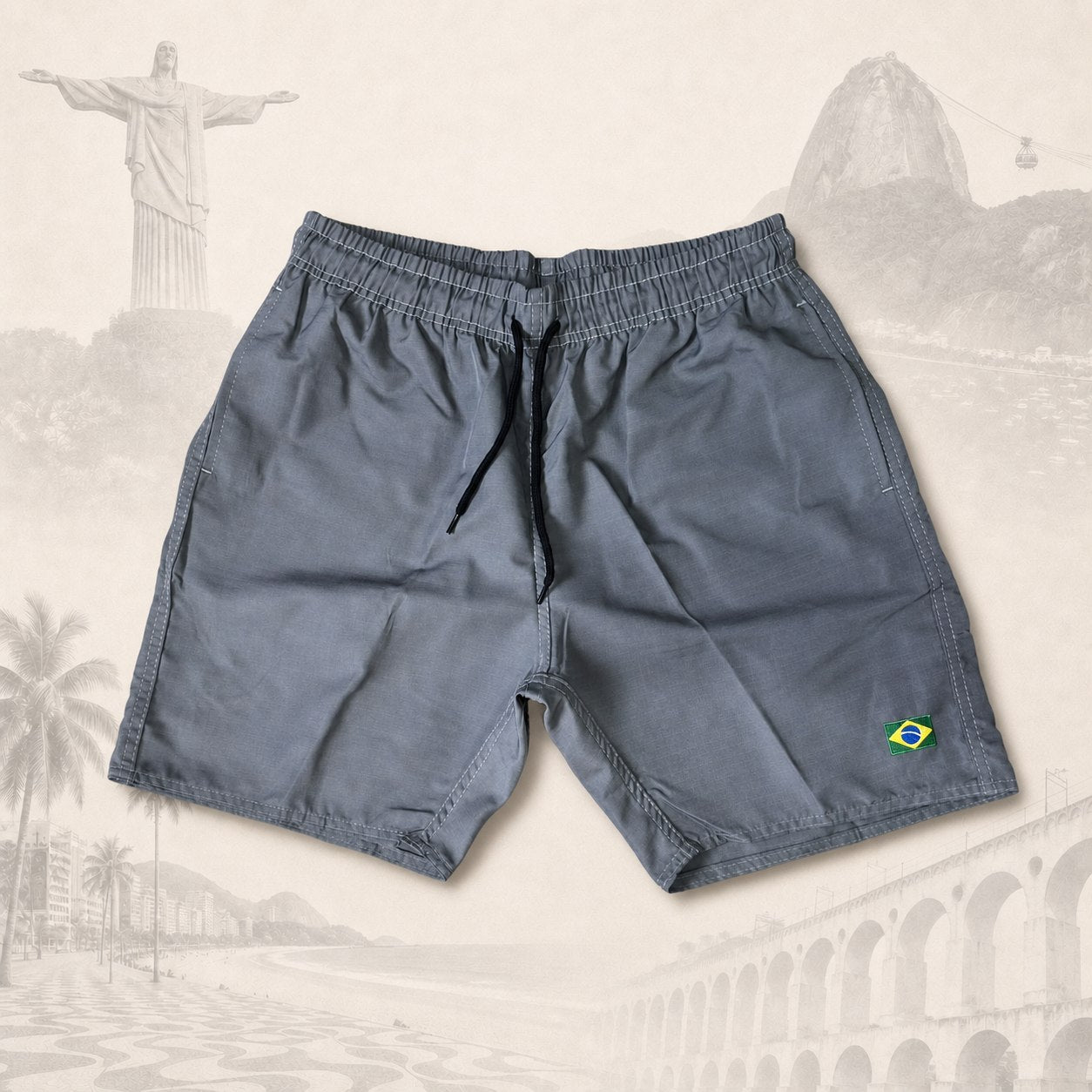 Short Essential Graphite — fundo claro do Rio