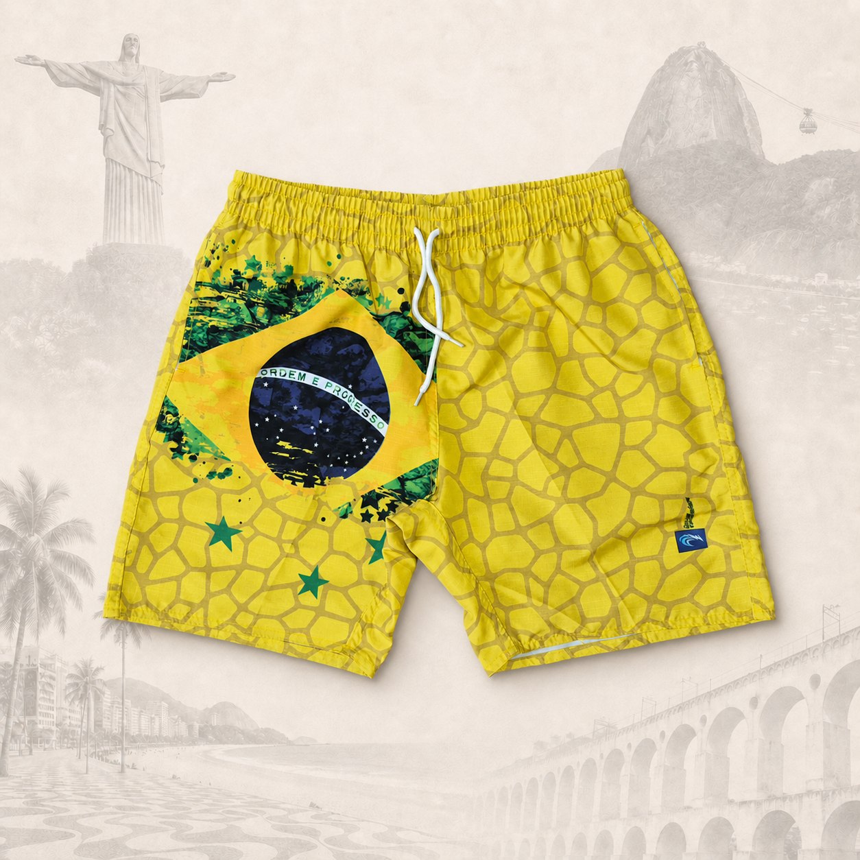 Short Brasil Amarelo Stone — fundo claro do Rio